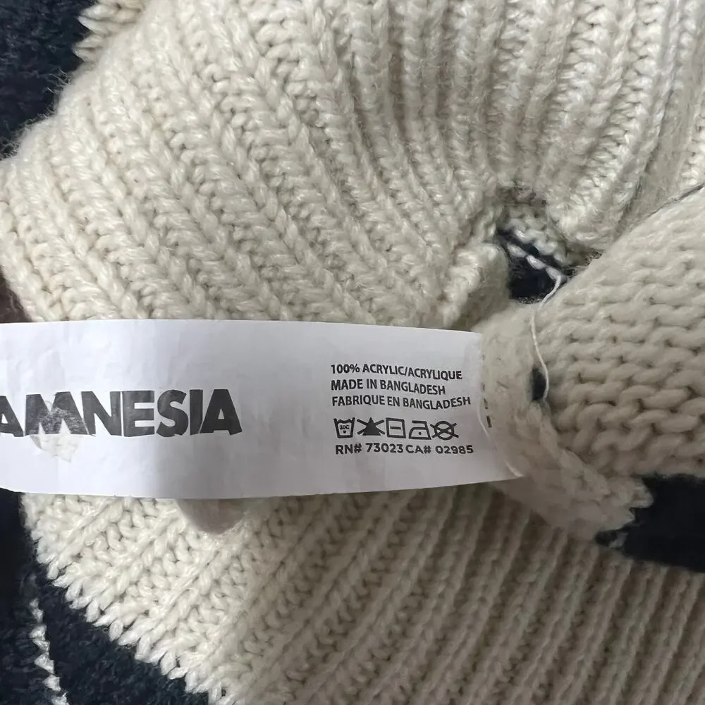 Amnesia Men's Striped V-Neck Pullover Knit Sweater Size Medium